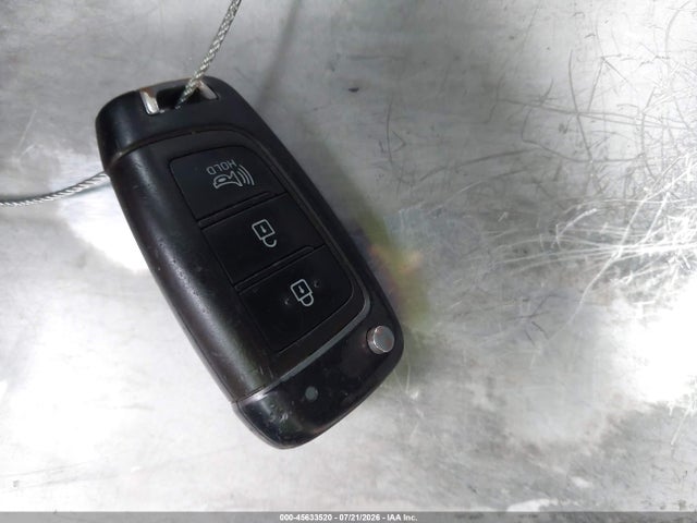 45633520 :رقم المزاد ، KMHRB8A32MU075477 vin ، 2021 Hyundai Venue Se مزاد بيع