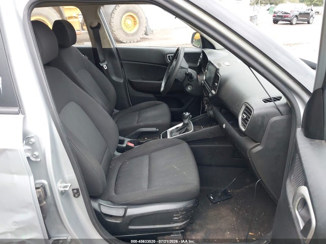 45633520 :رقم المزاد ، KMHRB8A32MU075477 vin ، 2021 Hyundai Venue Se مزاد بيع