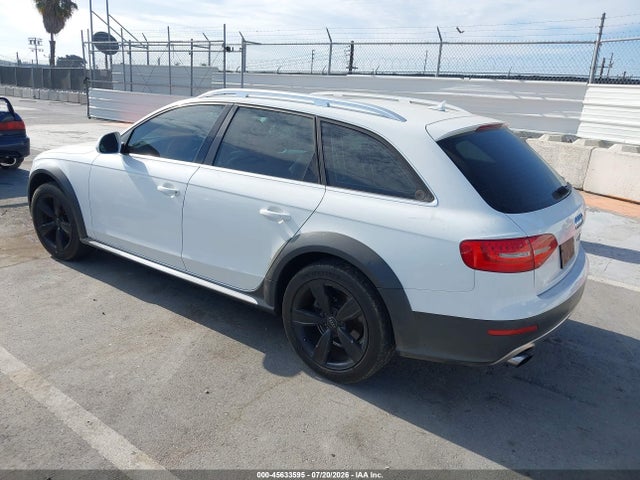 WA1UFAFL1EA088379 Audi Allroad 2.0t Premium