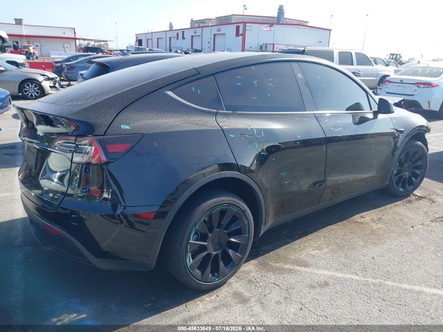 7SAYGDEE7RA246195 Tesla Model Y Long Range Dual Motor All-wheel Drive