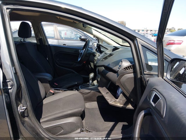 3FADP4EJ7GM157057 Ford FIESTA SE