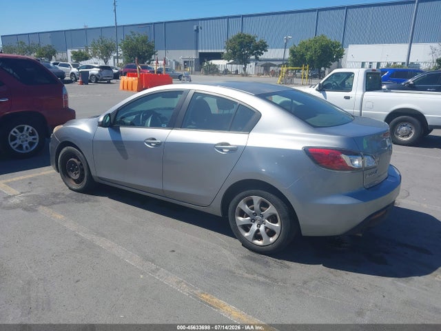 Продаж на аукціоні авто 2011 Mazda Mazda3 I Sport, vin: JM1BL1UG7B1467913, номер лоту: 45633698