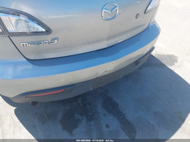 Продаж на аукціоні авто 2011 Mazda Mazda3 I Sport, vin: JM1BL1UG7B1467913, номер лоту: 45633698