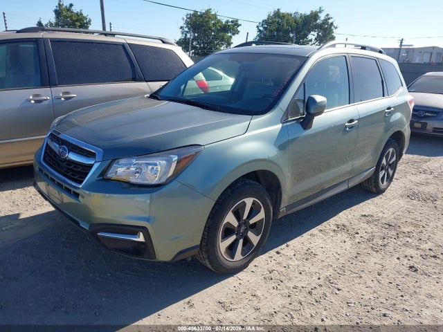 Subaru Forester 2.5i Premium 2017 JF2SJAEC1HH563149 Image 2