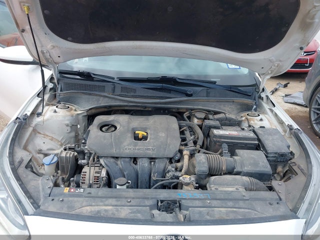 45633768 :رقم المزاد ، 3KPF24AD6KE133885 vin ، 2019 Kia Forte Lxs مزاد بيع