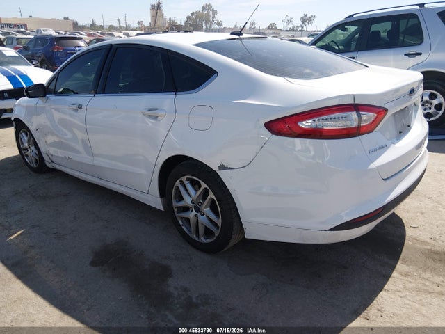 3FA6P0H79GR147585 Ford FUSION SE