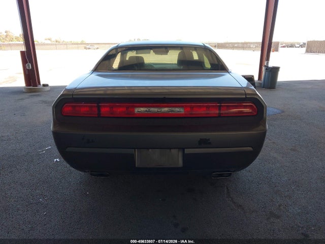 45633807 :رقم المزاد ، 2C3CDYAG0CH128187 vin ، 2012 Dodge Challenger Sxt مزاد بيع