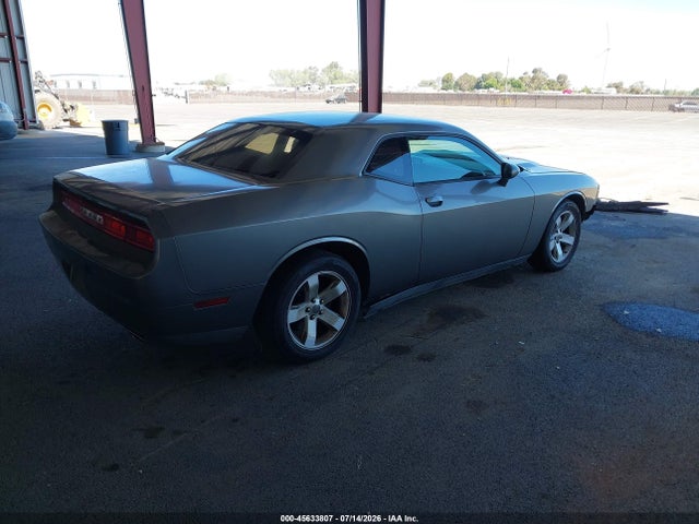 45633807 :رقم المزاد ، 2C3CDYAG0CH128187 vin ، 2012 Dodge Challenger Sxt مزاد بيع