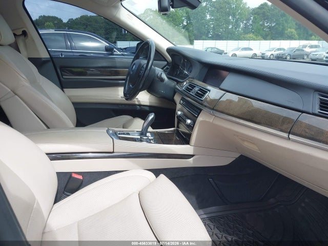 Продаж на аукціоні авто 2012 Bmw 740i, vin: WBAKA4C51CC613698, номер лоту: 45633819