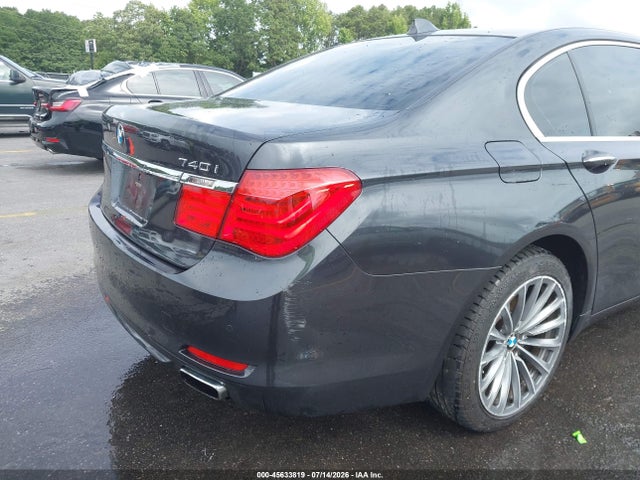 Продаж на аукціоні авто 2012 Bmw 740i, vin: WBAKA4C51CC613698, номер лоту: 45633819