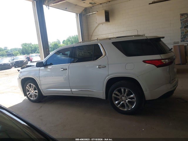 45633823 :رقم المزاد ، 1GNEVKKW8JJ256328 vin ، 2018 Chevrolet Traverse High Country مزاد بيع