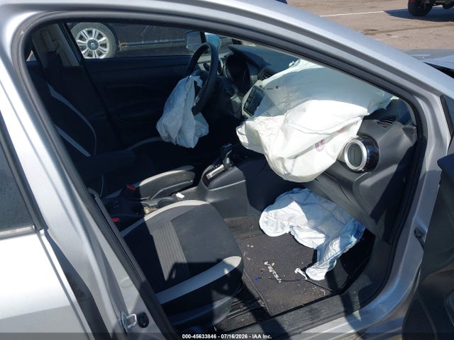 2020 Nissan Versa Sv Xtronic Cvt მანქანა იყიდება აუქციონზე, vin: 3N1CN8EV5LL894444, აუქციონის ნომერი: 45633846