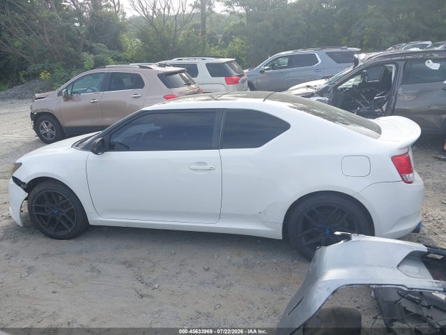 Продажа на аукционе авто 2011 Scion Tc, vin: JTKJF5C7XB3005452, номер лота: 45633969