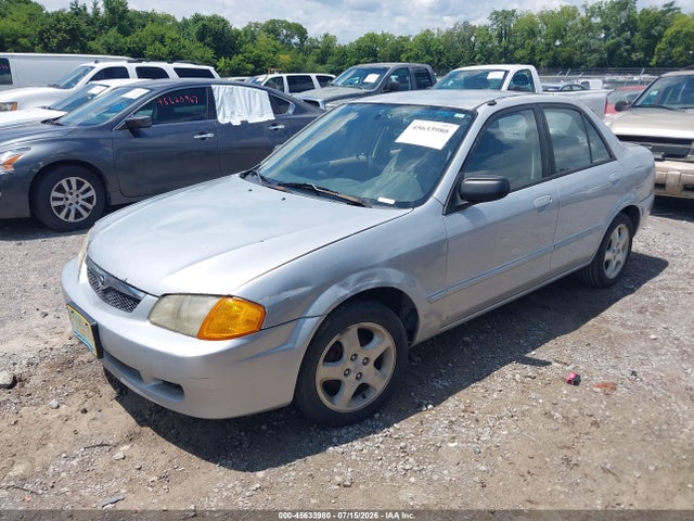 2000 Mazda Protege Es მანქანა იყიდება აუქციონზე, vin: JM1BJ2215Y0296927, აუქციონის ნომერი: 45633980