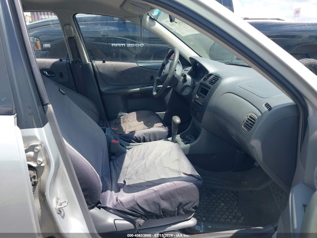 2000 Mazda Protege Es მანქანა იყიდება აუქციონზე, vin: JM1BJ2215Y0296927, აუქციონის ნომერი: 45633980