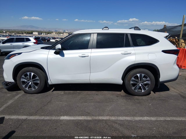 5TDKDRAH6SS555654 Toyota Highlander Xle