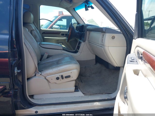 2005 Cadillac Escalade Standard მანქანა იყიდება აუქციონზე, vin: 1GYEK63N55R202842, აუქციონის ნომერი: 45634004