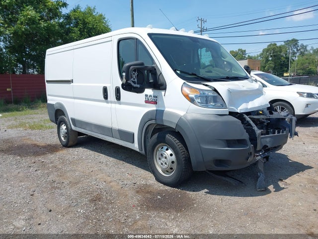 45634043 :رقم المزاد ، 3C6TRVAG9JE110900 vin ، 2018 Ram Promaster 1500 Low Roof 136 Wb مزاد بيع
