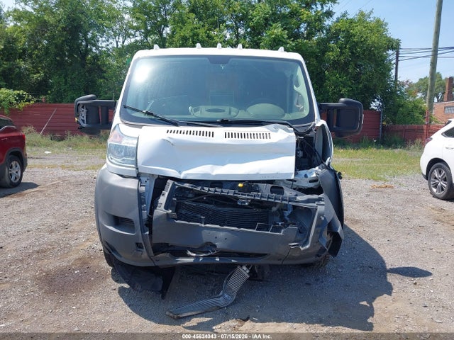 45634043 :رقم المزاد ، 3C6TRVAG9JE110900 vin ، 2018 Ram Promaster 1500 Low Roof 136 Wb مزاد بيع
