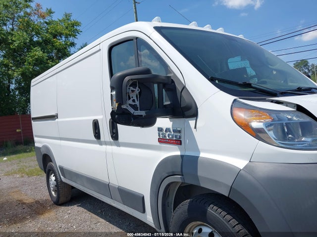 45634043 :رقم المزاد ، 3C6TRVAG9JE110900 vin ، 2018 Ram Promaster 1500 Low Roof 136 Wb مزاد بيع