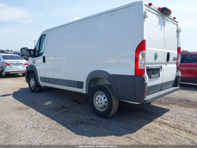 45634043 :رقم المزاد ، 3C6TRVAG9JE110900 vin ، 2018 Ram Promaster 1500 Low Roof 136 Wb مزاد بيع