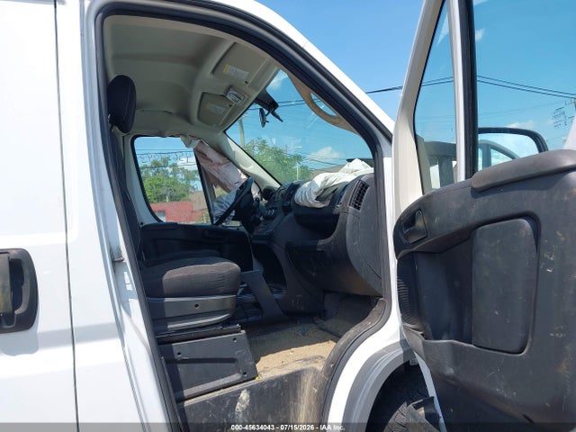 45634043 :رقم المزاد ، 3C6TRVAG9JE110900 vin ، 2018 Ram Promaster 1500 Low Roof 136 Wb مزاد بيع