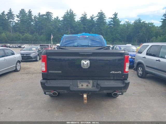 1C6SRFBT3LN266426 RAM 1500 Big Horn 4x4 6&#039;4 Box