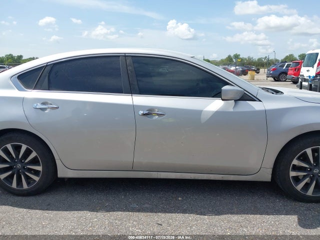 1N4AL3AP1JC214266 Nissan Altima 2.5 Sv