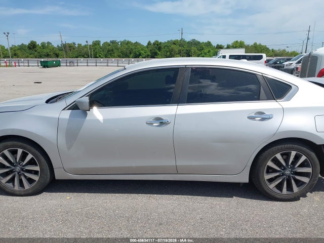 1N4AL3AP1JC214266 Nissan Altima 2.5 Sv