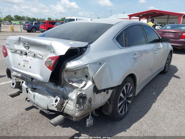 1N4AL3AP1JC214266 Nissan Altima 2.5 Sv