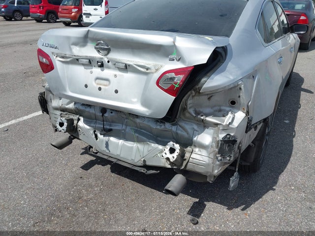 1N4AL3AP1JC214266 Nissan Altima 2.5 Sv