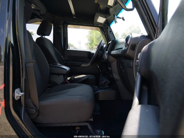 Продажа на аукционе авто 2017 Jeep Wrangler Unlimited Sport, vin: 1C4BJWDG9HL723923, номер лота: 45634125