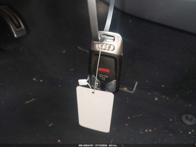 Продажа на аукционе авто 2019 Audi A5 45 Premium, vin: WAUENCF52KA067771, номер лота: 45634187