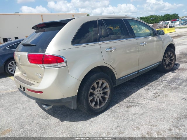 45634253 :رقم المزاد ، 2LMDJ8JK9BBJ32379 vin ، 2011 Lincoln Mkx مزاد بيع