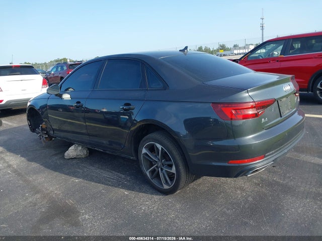 Продажа на аукционе авто 2019 Audi A4 40 Titanium Premium, vin: WAUGMAF43KN021916, номер лота: 45634314