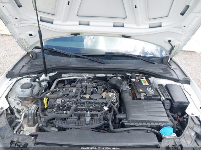 45634395 :رقم المزاد ، WAUAUGFF9J1088827 vin ، 2018 Audi A3 2.0t Premium/2.0t Tech Premium مزاد بيع