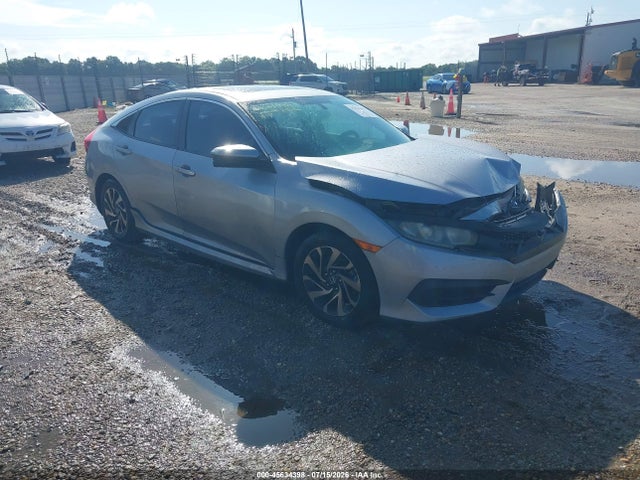 Aukcja sprzedaży 2018 Honda Civic Ex, vin: 2HGFC2F7XJH572886, numer aukcji: 45634398