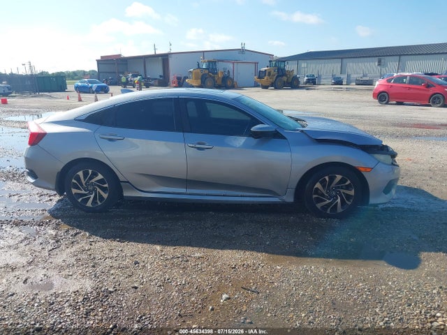 Aukcja sprzedaży 2018 Honda Civic Ex, vin: 2HGFC2F7XJH572886, numer aukcji: 45634398