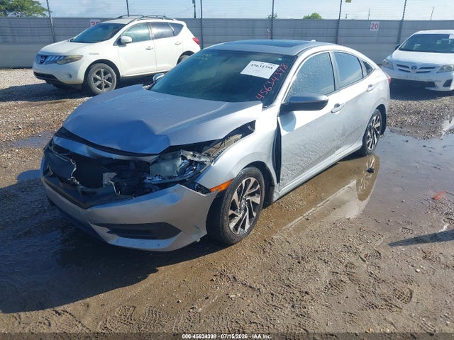 Aukcja sprzedaży 2018 Honda Civic Ex, vin: 2HGFC2F7XJH572886, numer aukcji: 45634398