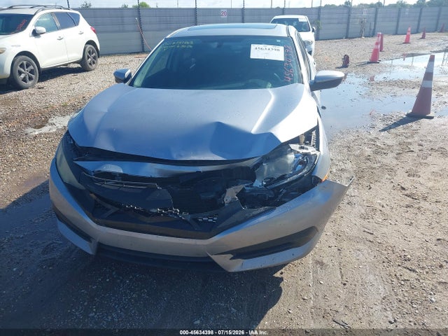 Aukcja sprzedaży 2018 Honda Civic Ex, vin: 2HGFC2F7XJH572886, numer aukcji: 45634398