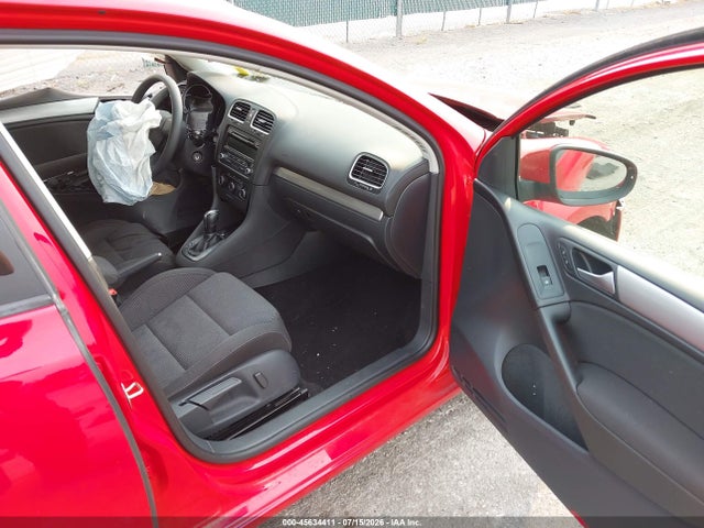2014 Volkswagen Golf 2.5l (a6) (no Longer Orderable) მანქანა იყიდება აუქციონზე, vin: WVWDB7AJ6EW010144, აუქციონის ნომერი: 45634411