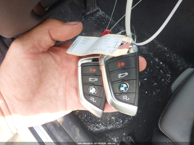 Auction sale of the 2020 Bmw 330i Xdrive, vin: 3MW5R7J02L8B40383, lot number: 45634514