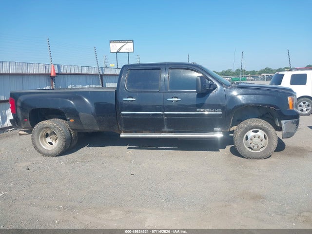 Auction sale of the 2013 Gmc Sierra 3500hd Denali, vin: 1GT426C85DF103854, lot number: 45634521