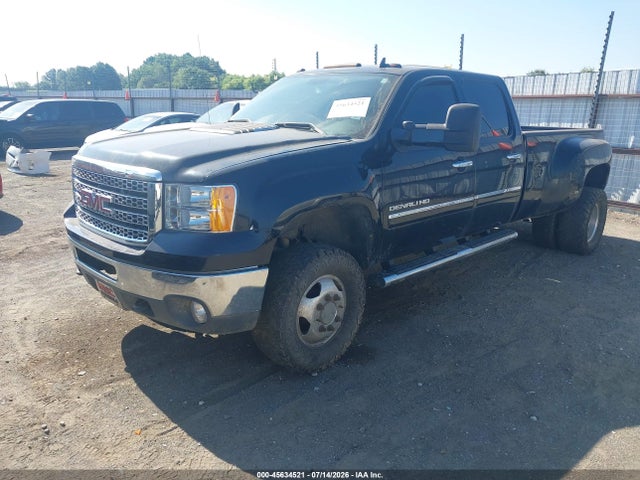 Auction sale of the 2013 Gmc Sierra 3500hd Denali, vin: 1GT426C85DF103854, lot number: 45634521