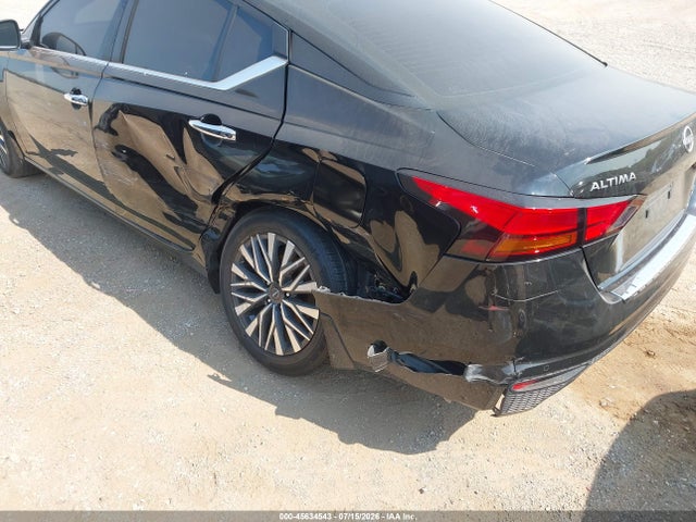 45634543 :رقم المزاد ، 1N4BL4DW4PN376354 vin ، 2023 Nissan Altima Sv Intelligent Awd مزاد بيع