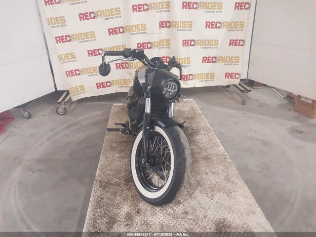 INDIAN MOTORCYCLE CO. Scout Bobber Abs 2019 56KMTA003K3139338 Image 5