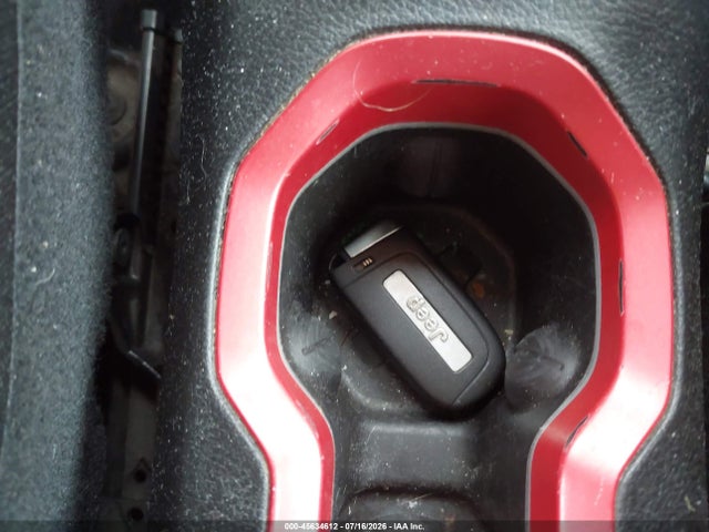 Jeep Renegade Trailhawk 2016 ZACCJBCT0GPC75917 Image 11