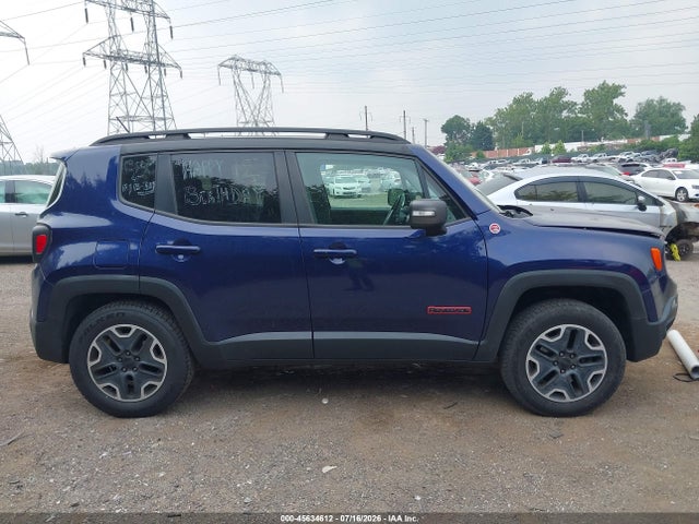 Jeep Renegade Trailhawk 2016 ZACCJBCT0GPC75917 Image 13
