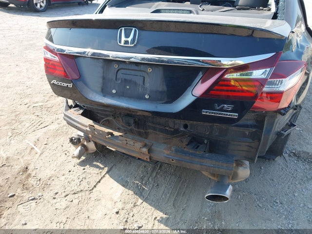 Продажа на аукционе авто 2017 Honda Accord Touring V6, vin: 1HGCR3F98HA007201, номер лота: 45634630