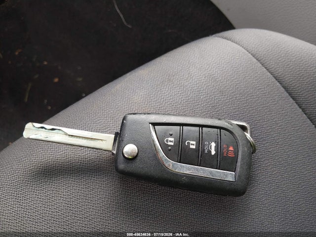 4T1C11AK6LU509194 Toyota CAMRY LE